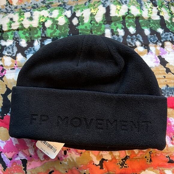 Free People FP Movement Spellout Fleece Flat Out Cuffed Beanie Hat in Black - Picture 1 of 8